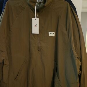 Staple Olive Windbreaker Jacket. Mens XL
